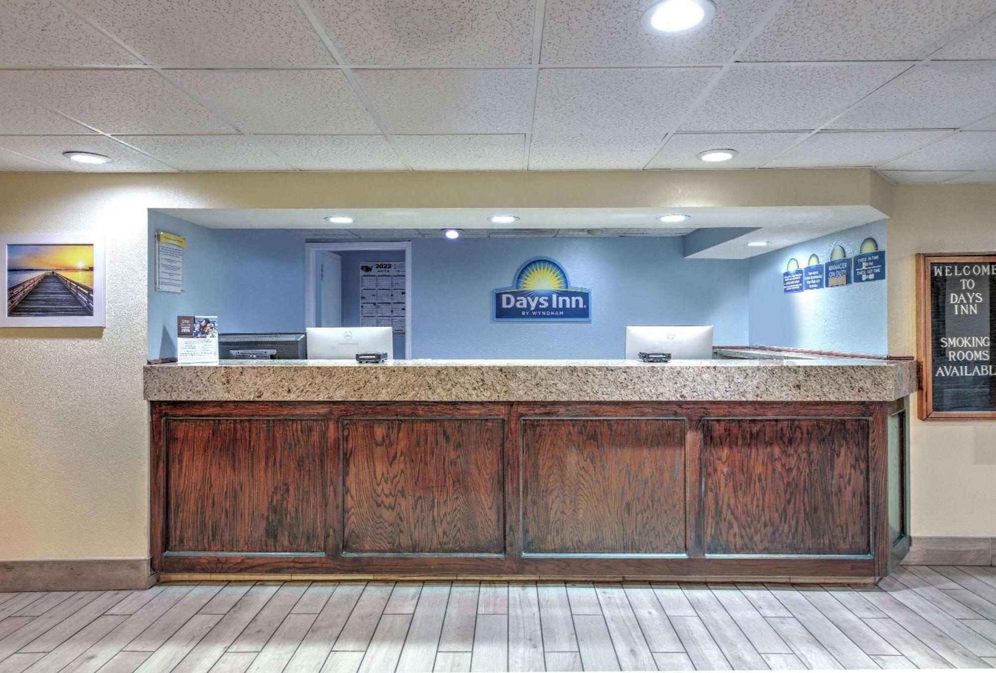 Days Inn By Wyndham Greenville Ms Esterno foto